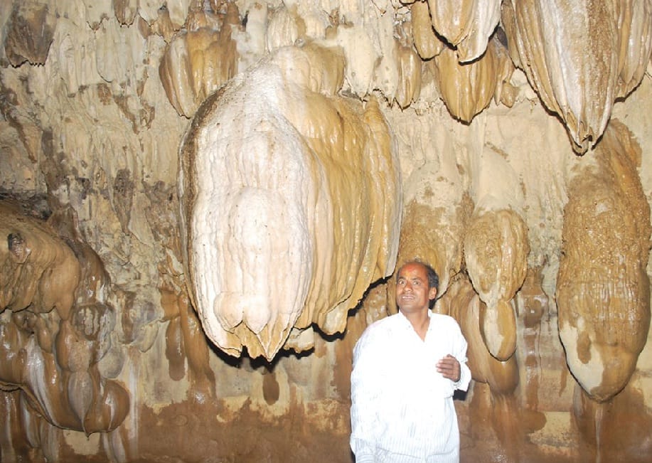 Cave in Bageshwar
