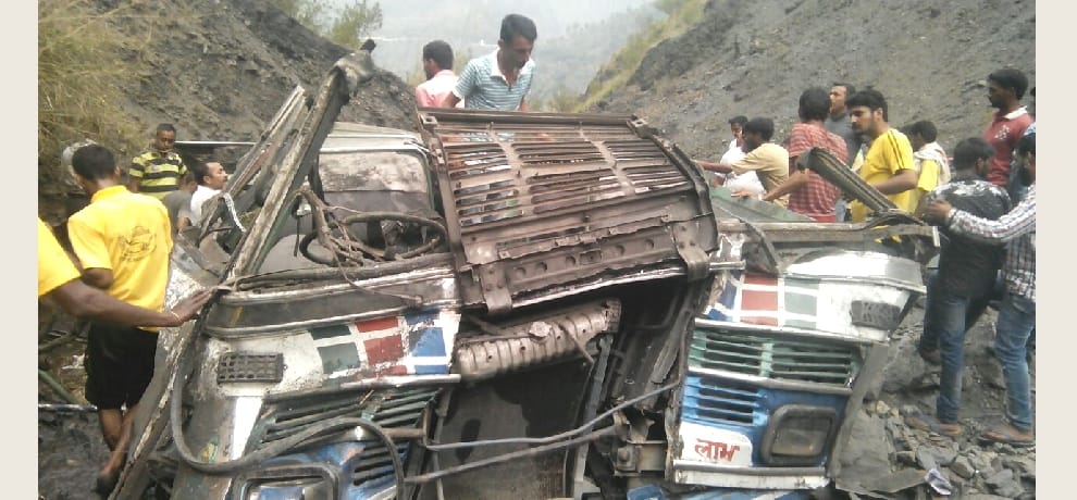 bus accidetnt at dalhousie, 14 died.