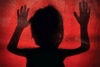sexual violence with 13-month-old girl, hospitalized
