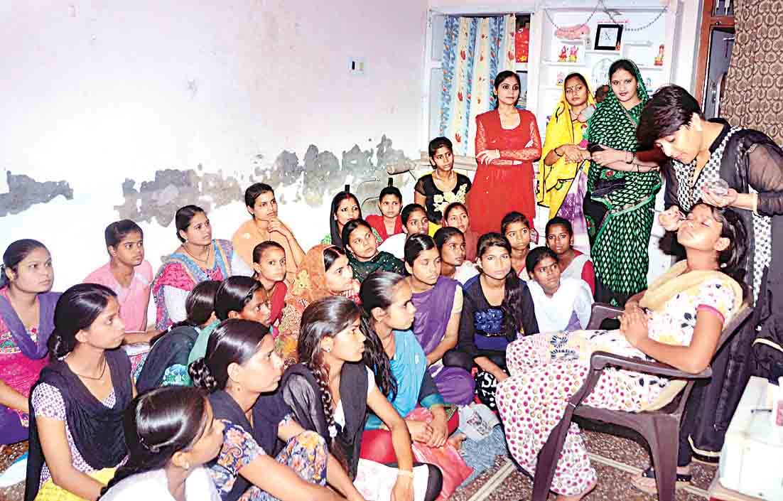 young lady learn t butitian tips
