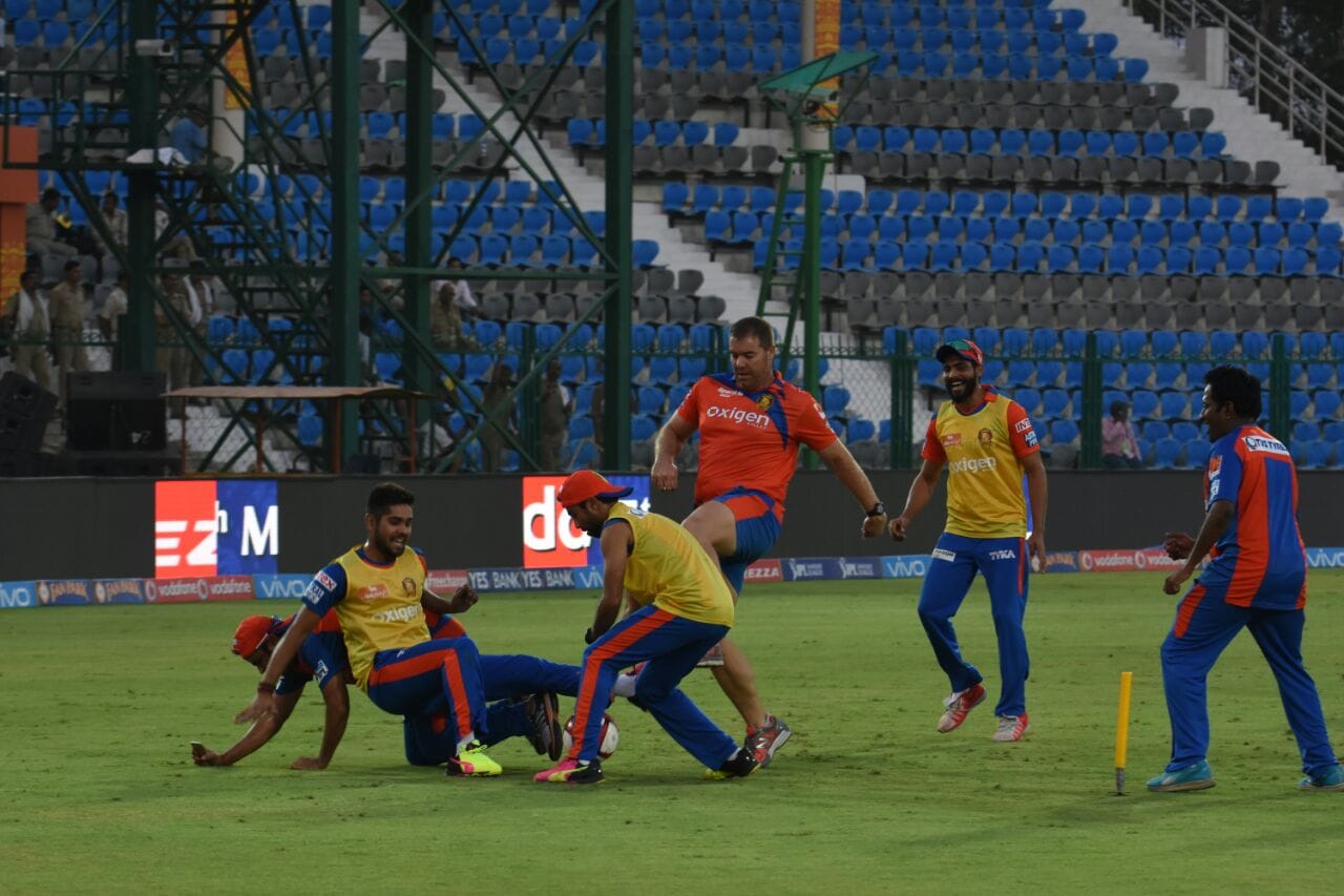 unseen pics of ipl match in kanpur green park