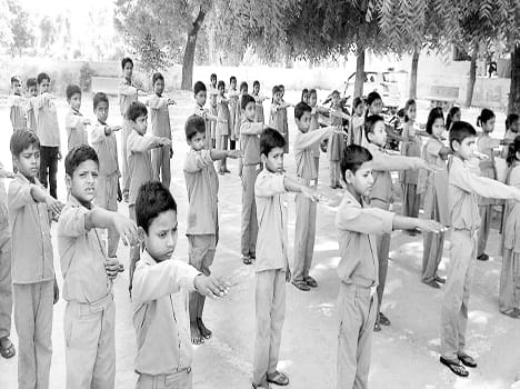 The children were administered the oath of water conservation