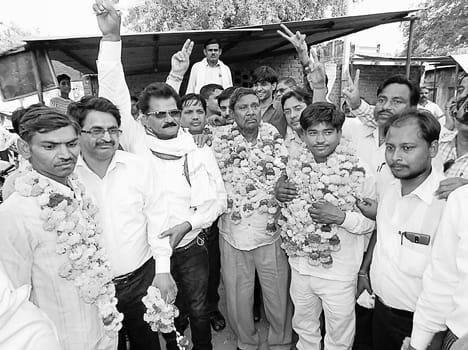 Attar Singh Tehsil Bar Chair