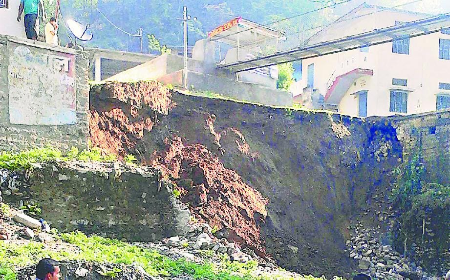 In six months the international bridge broken wall