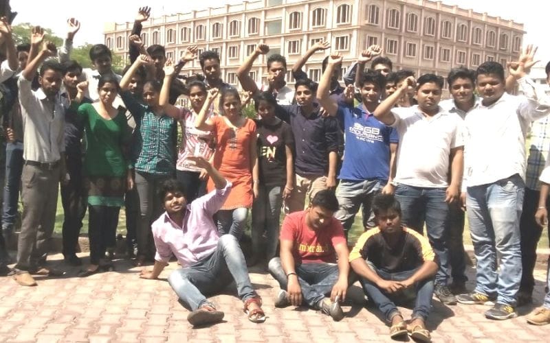 student did not admit card arm vein cut