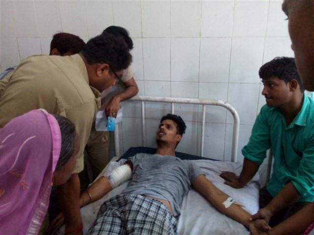 Firing during cricket, 5 injured