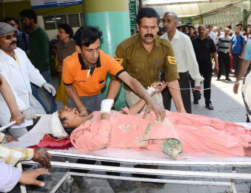 hrtc bus accident injured admitted in igmc hospital