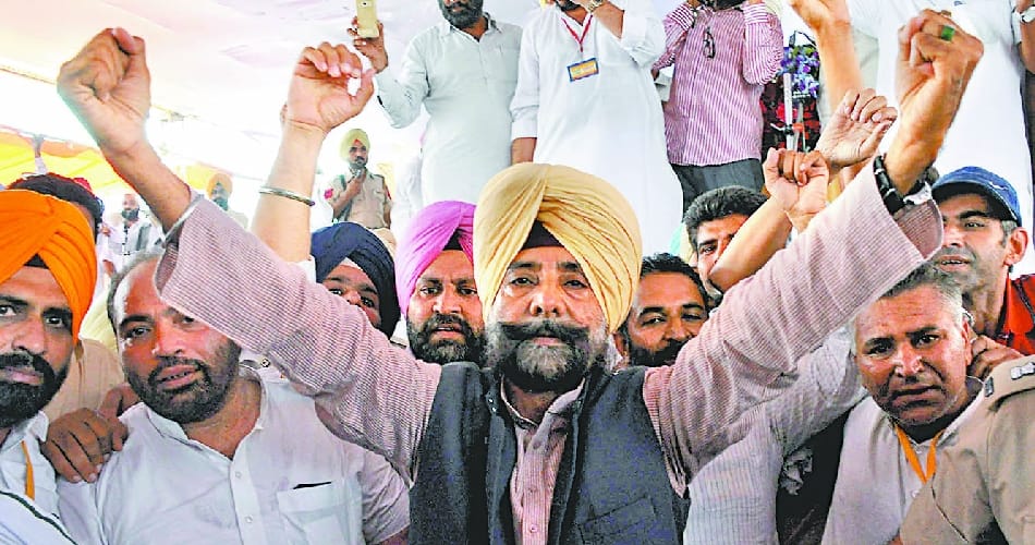 Jagmeet brar joins aap for supports outside