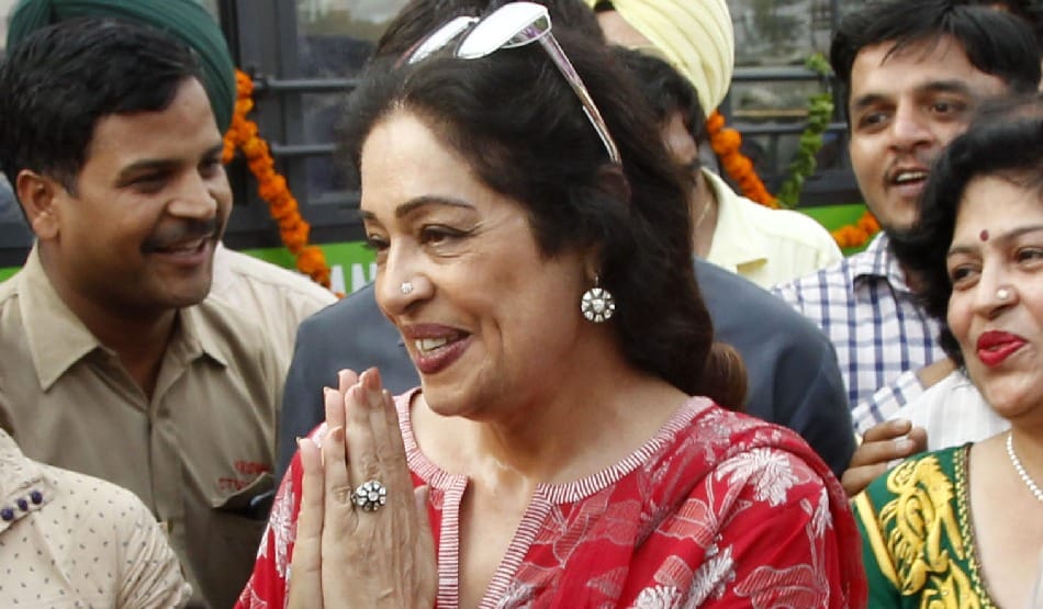 MP kirron Kher reprimand to PEC director and Officers from stage
