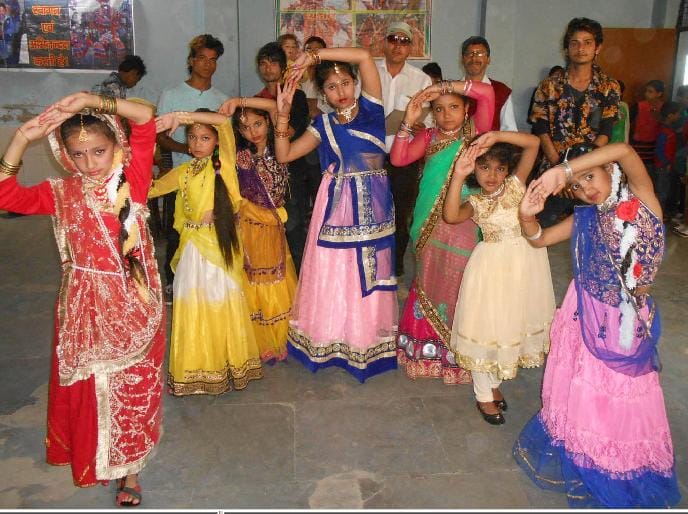 Seven hundred children have dance audition