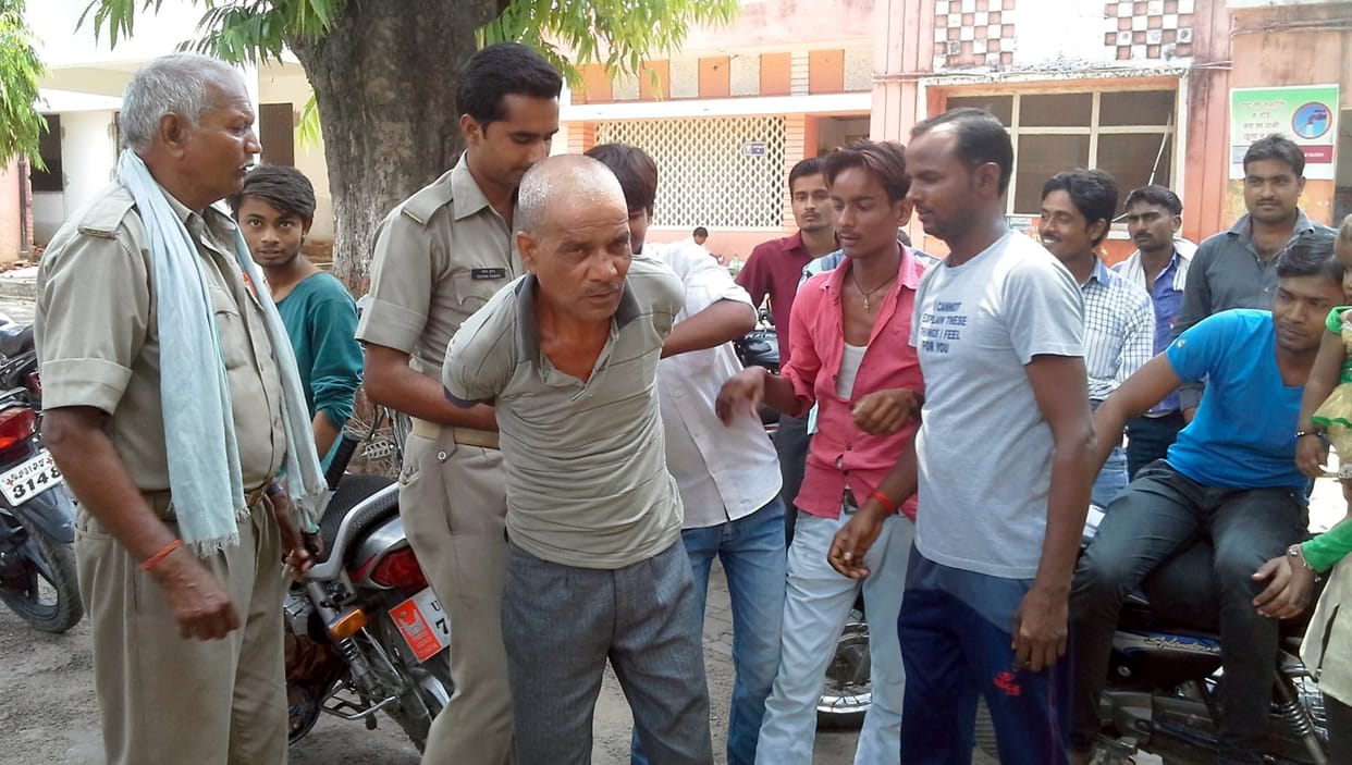 Mobile theft accused The commotion in the hospital
