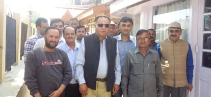 Transport Minister GS BALI visits accident victims at Theog and igmc Hospital 