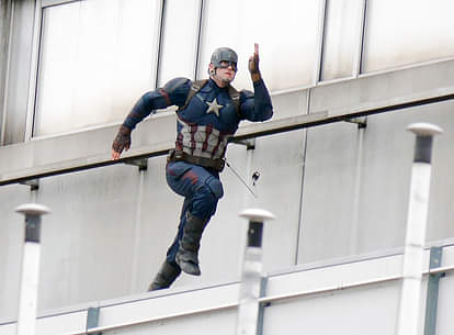 `Blockbuster` `Captain America: Civil War` crosses $1Bn mark at B.O 