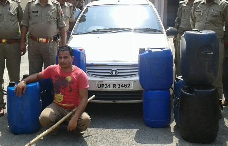 two criminal ran away