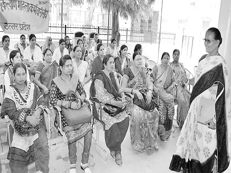 Junior cadre to observe fast on warning