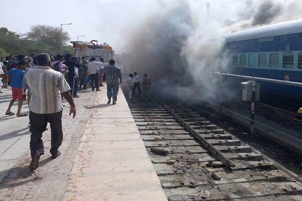 Fire broke out in 2 sleeper coaches of Jaisalmer-Delhi Intercity Exp