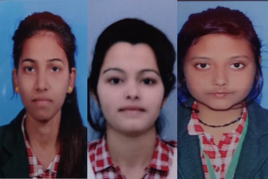 poor family girls become toppers.