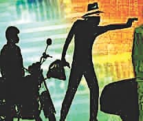 Tractor trolly looted after gun shot