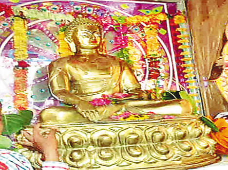 budha massage in shobha yatra