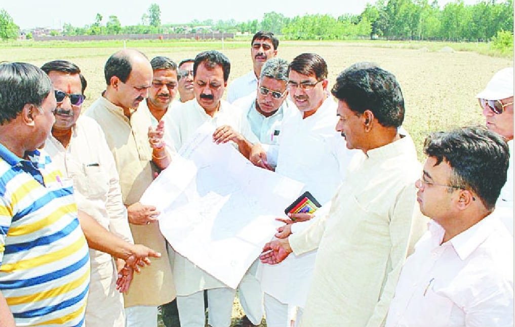 PM's rally map out the field