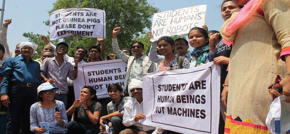 NEET to continue in Delhi medical colleges said manish sisodia