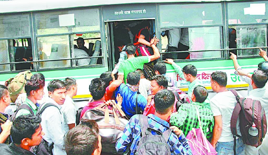 Dwarka metro line track circuit failure, passenger upset
