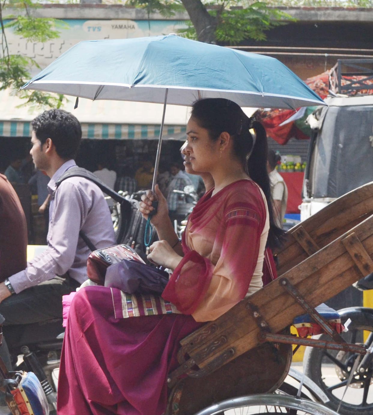 People suffering from mercury Sitm