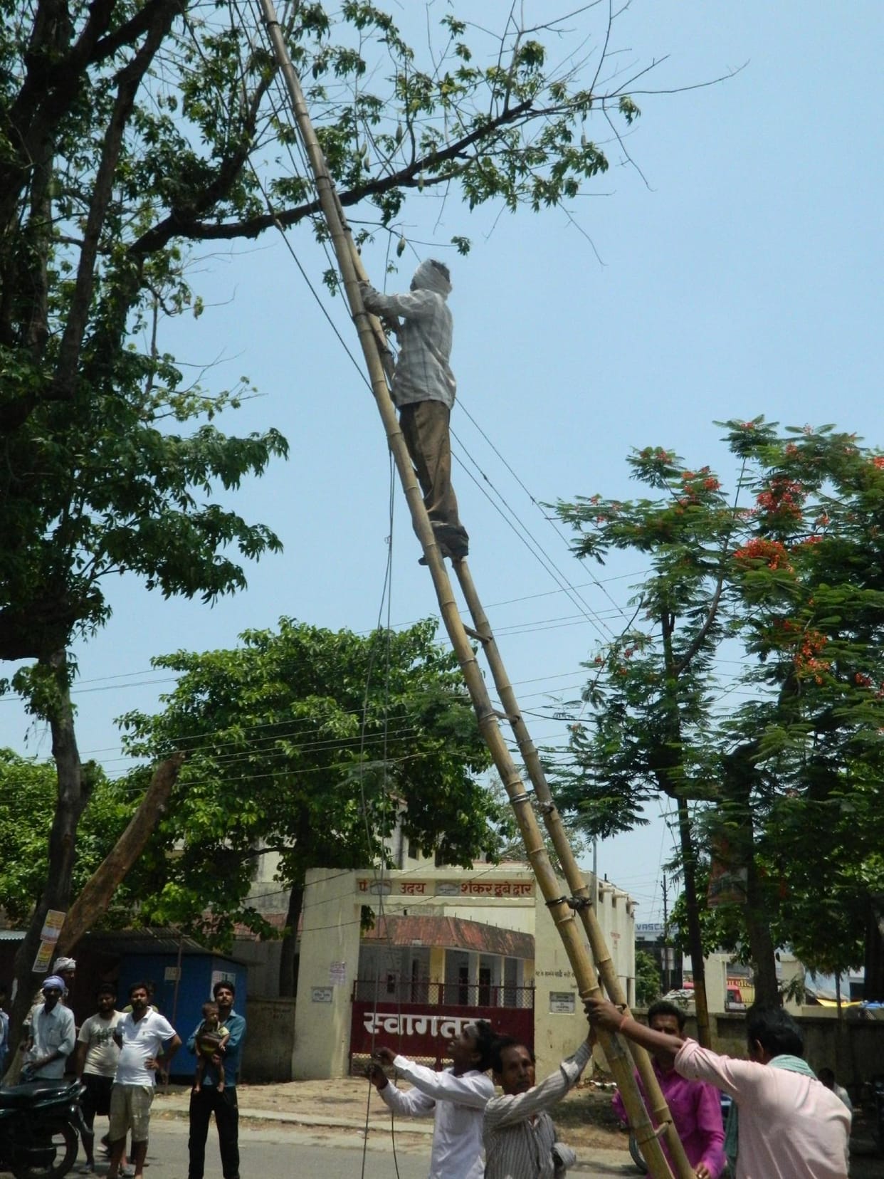 power cut in sitapur