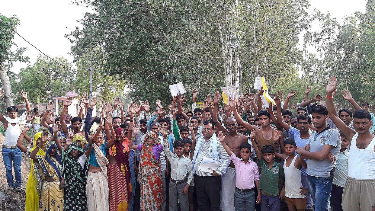 Kotedar Madarpur against the display, investigation begins