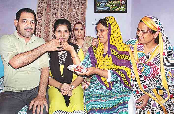 cbse result out, result decrease in amroha