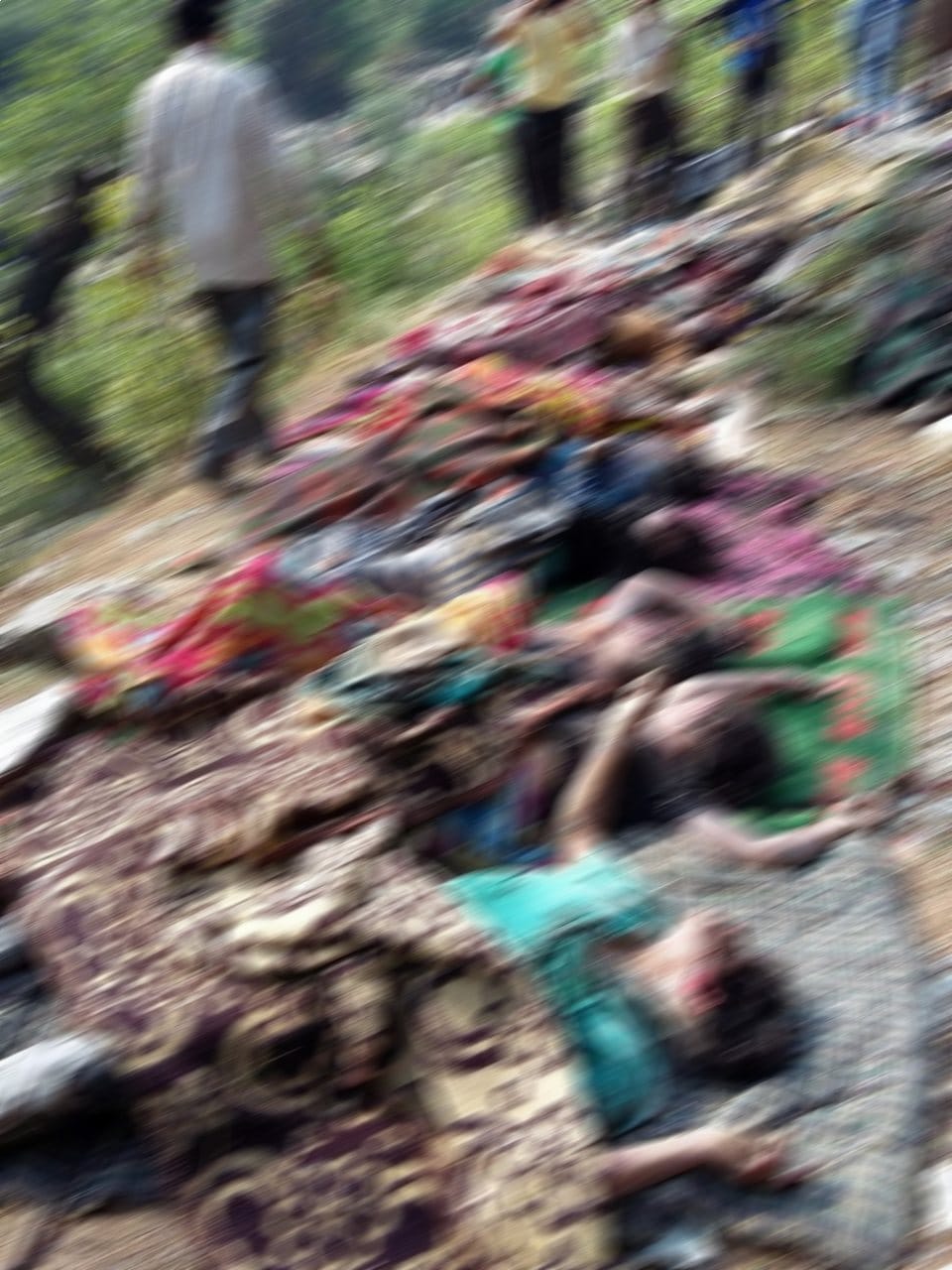 destruction in uttarakhand cause by storm, 14 died.