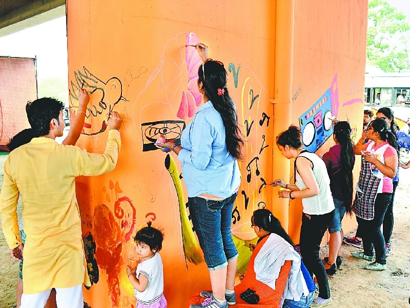 grafity in ludhiana, beautification of fly over, ludhiana