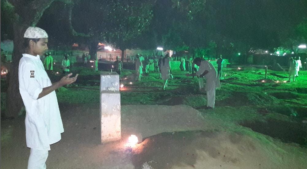 Shab-e-Braat celebrating with Akidt
