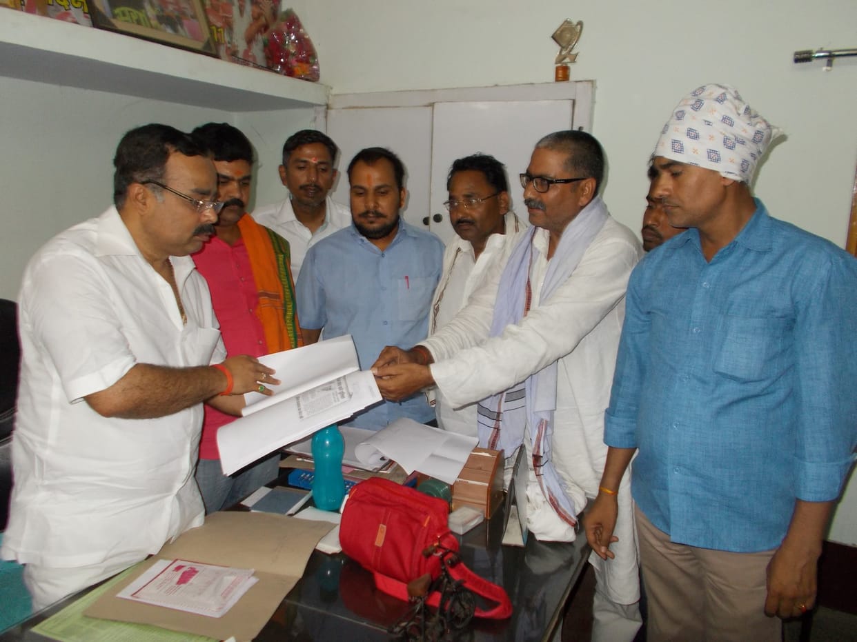 demands CBI probe