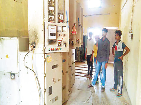 no electricity in 100 villages