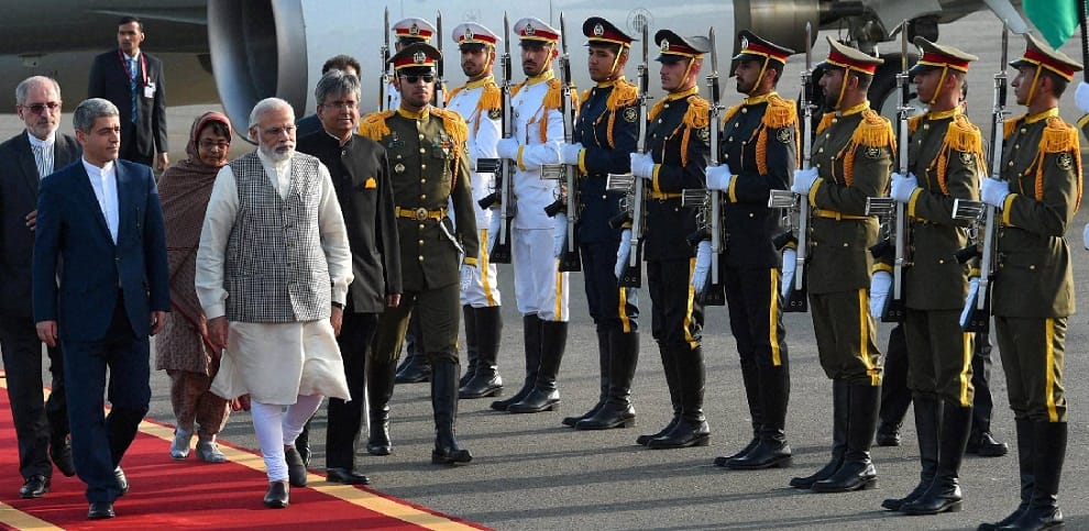 Narendra Modi's Iran tour, reached in Gurudwara and meet leaders