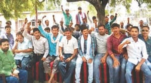 contract man strike 