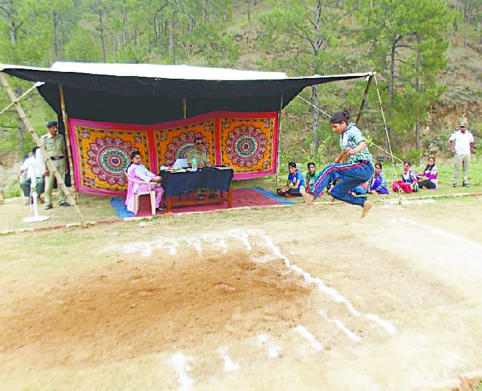 Police ran into plenty daughters