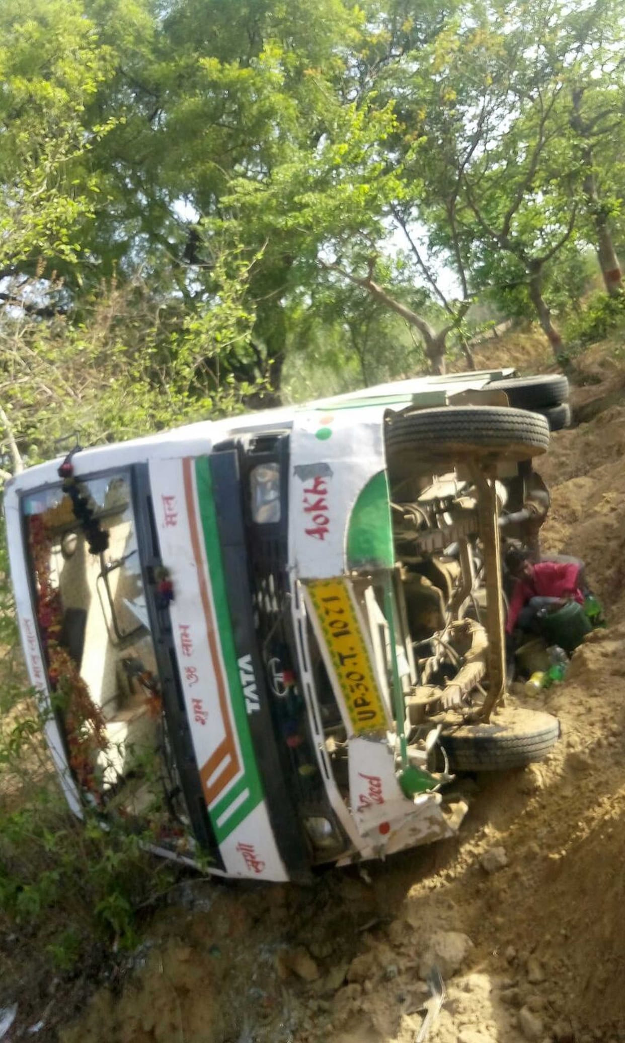 One died in accident, eight injured