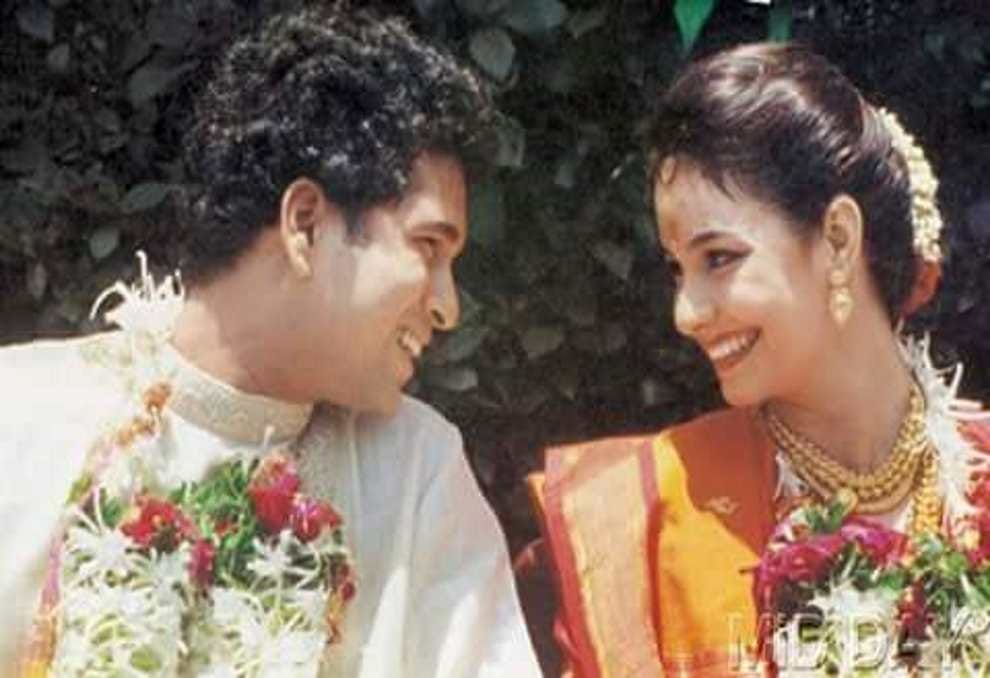 Happy marriage anniversary Sachin Tendulkar 