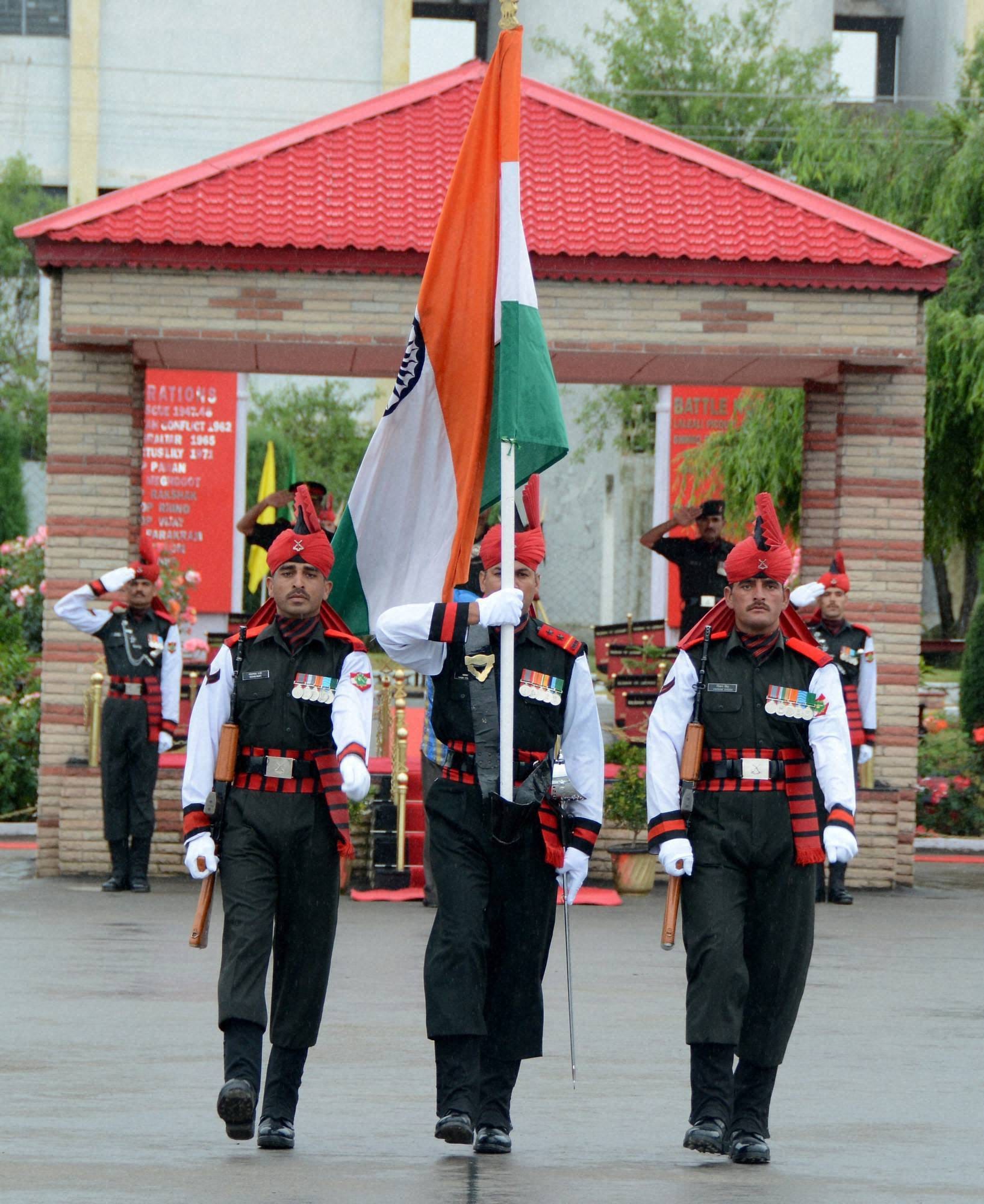 army passing out parade in srinagar