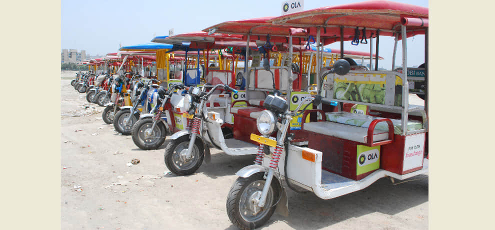 e-rickshaw after pm modi inauguration of mudra yojna in noda