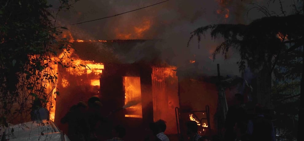 Fire in shop at Kamla Nehru Hospital shimla.