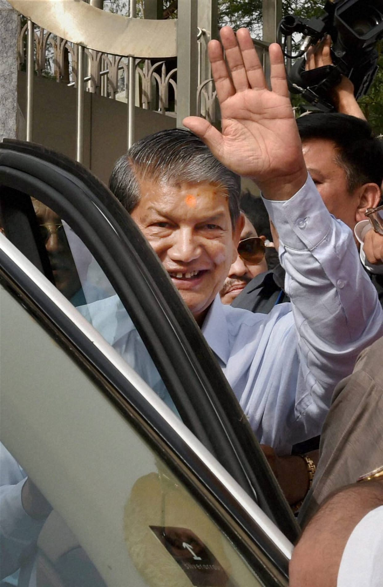 uttarakhand cabinet decision: circle rate reduce to half.