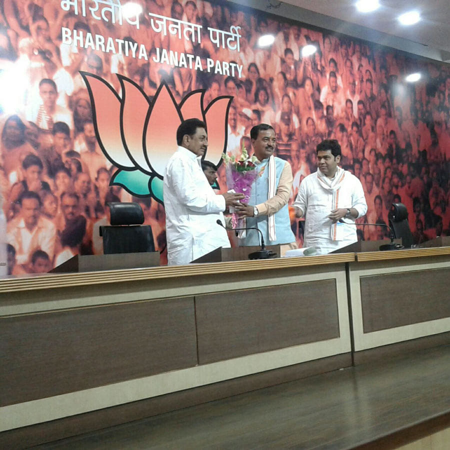 Expelled ExBSP MP Jagdish Rana joins BJP.