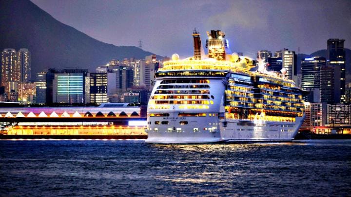 picture of world largest cruise ships