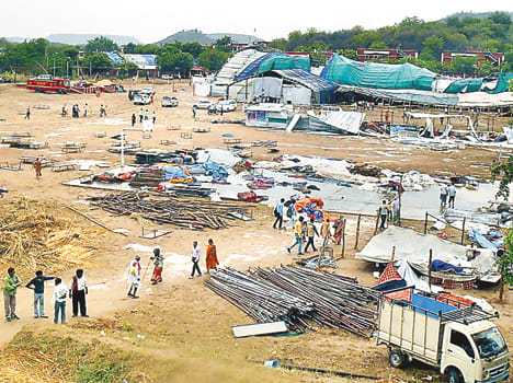 wind strom damge stage eorth rs 50 lakh