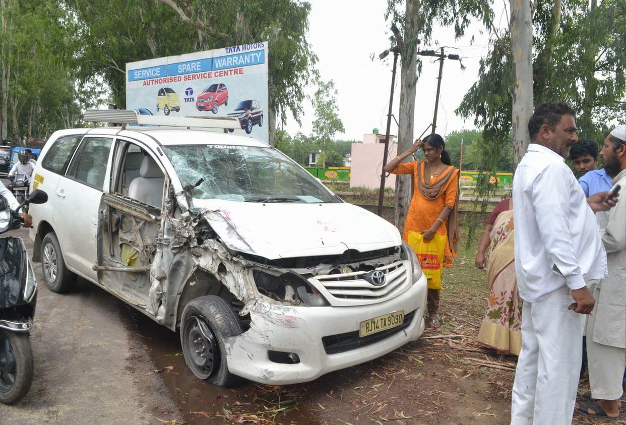 collission between car in chandigarh, woman killed