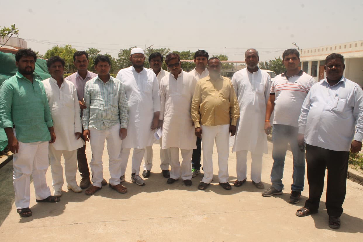 District panchayat members demonstrated