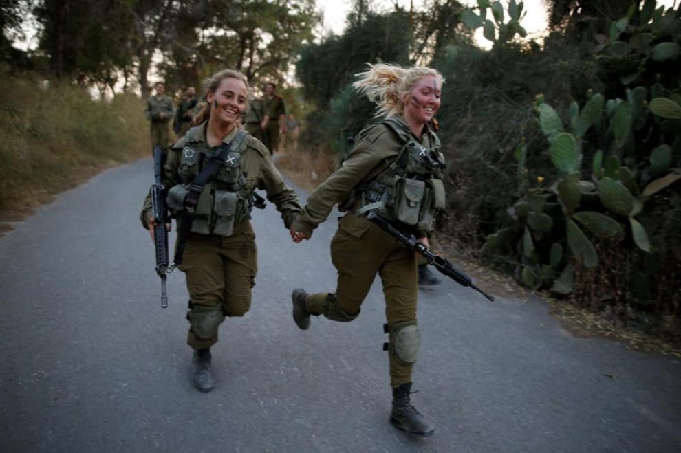 such life israil female soldier